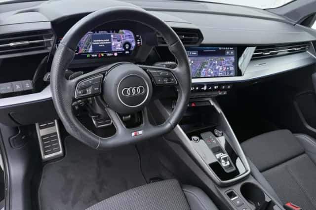 Audi A3 (2023) thumbnail 4