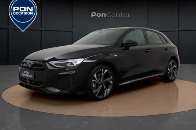 Audi A3 (2025) thumbnail 2