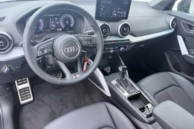 Audi Q2 (2025) thumbnail 4
