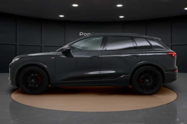 Audi Q6 e-tron (2025) thumbnail 6