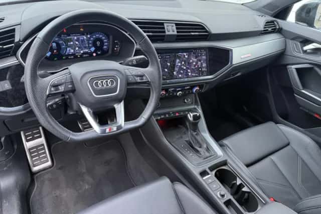 Audi Q3 (2024) thumbnail 4