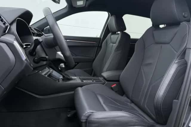 Audi Q3 (2024) thumbnail 5