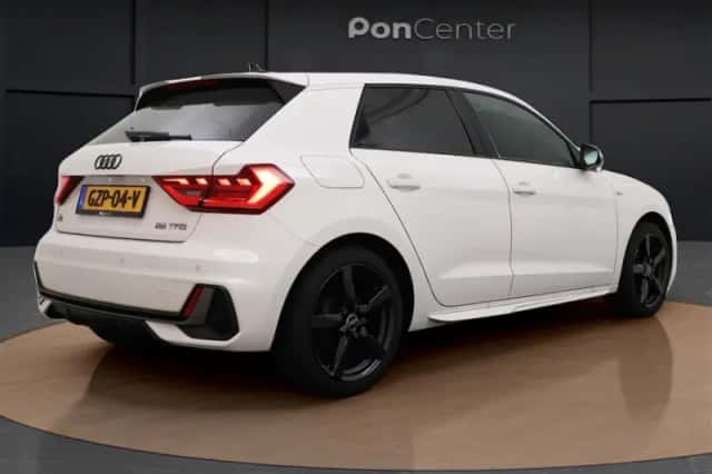 Audi A1 (2025) thumbnail 6