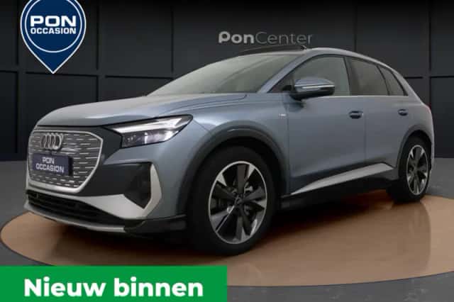 Audi Q4 e-tron (2025) thumbnail 2
