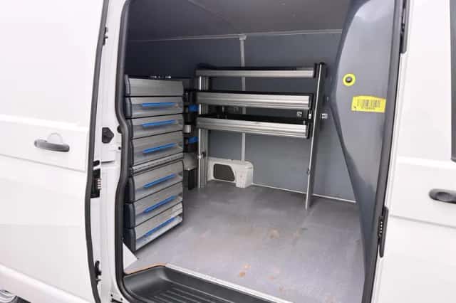 VW-Bedrijfswagens Transporter (2020) thumbnail 9