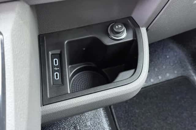 VW-Bedrijfswagens Transporter (2020) thumbnail 12