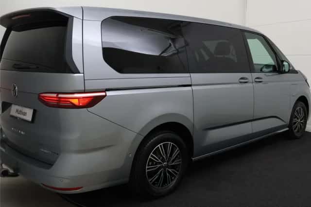 Volkswagen Multivan (2026) thumbnail 4