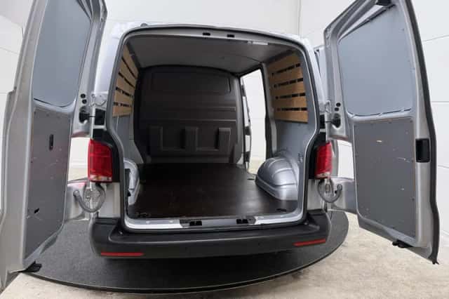 VW-Bedrijfswagens Transporter (2021) thumbnail 7