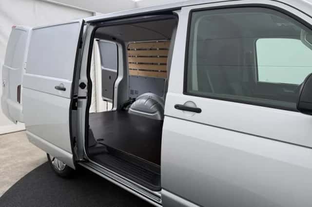 VW-Bedrijfswagens Transporter (2021) thumbnail 8