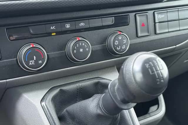 VW-Bedrijfswagens Transporter (2021) thumbnail 12