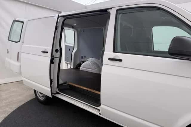 VW-Bedrijfswagens Transporter (2021) thumbnail 8