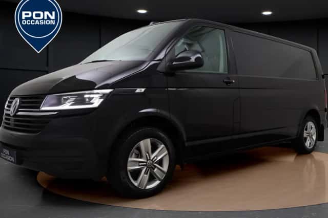 Volkswagen Transporter (2024) thumbnail 1