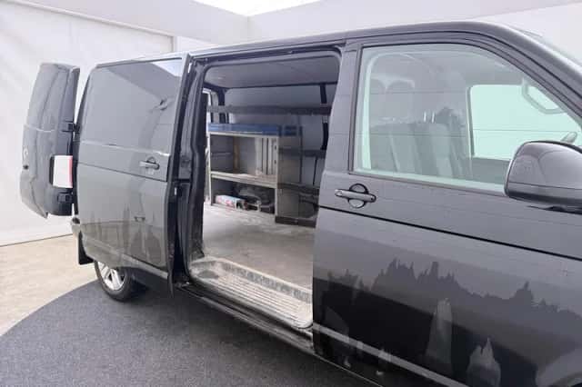 Volkswagen Transporter (2024) thumbnail 8