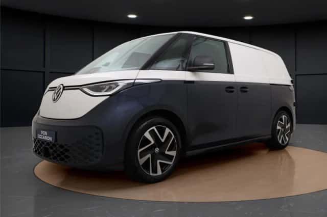 Volkswagen ID. Buzz (2023) thumbnail 1