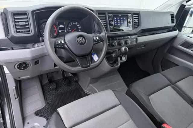 Volkswagen Crafter (2023) thumbnail 4