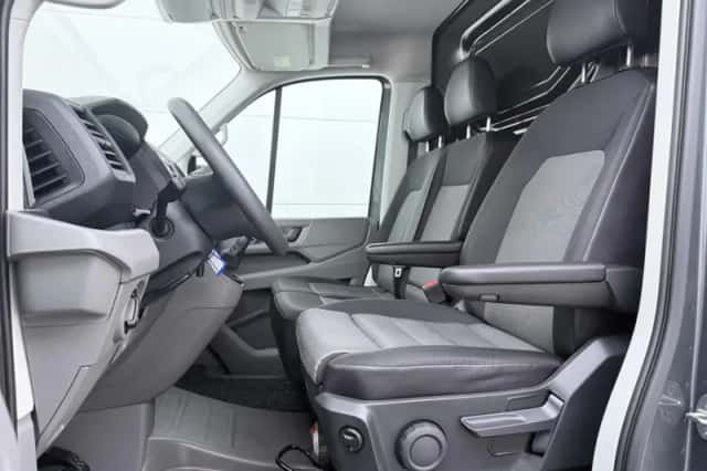 Volkswagen Crafter (2023) thumbnail 5