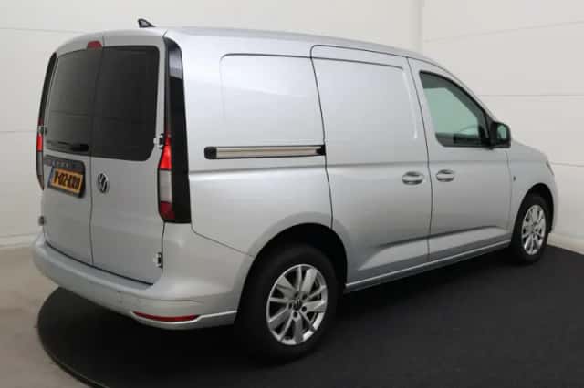 Volkswagen Caddy (2024) thumbnail 6