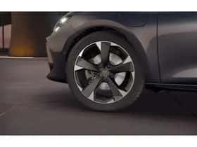 CUPRA Leon (2026) thumbnail 5
