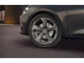 CUPRA Leon (2026) thumbnail 5