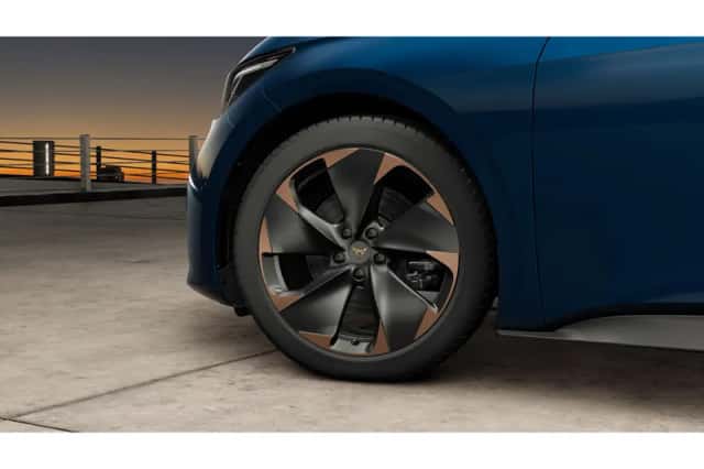 CUPRA Born (2026) thumbnail 5