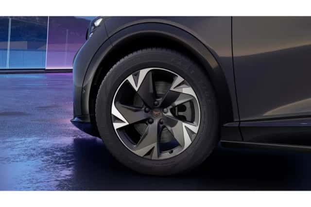CUPRA Tavascan (2026) thumbnail 5