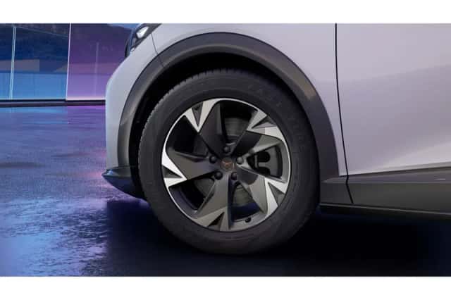CUPRA Tavascan (2026) thumbnail 5