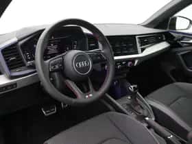 Audi A1 (2025) thumbnail 3