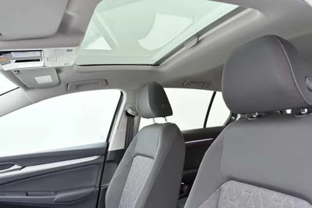Volkswagen Golf (2026) thumbnail 7