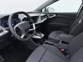 Audi Q4 e-tron (2026) thumbnail 2