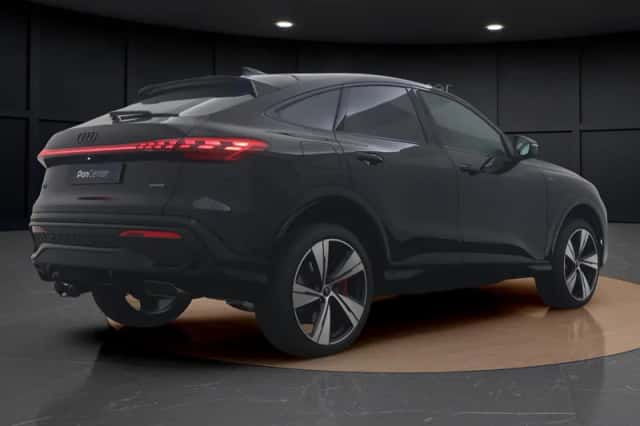 Audi Q5 (2026) thumbnail 4