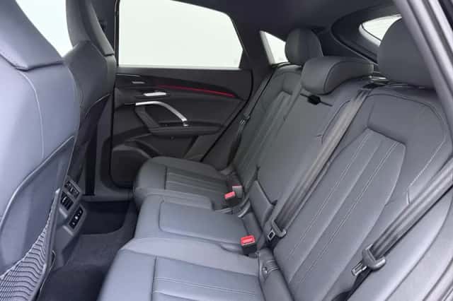 Audi Q5 (2026) thumbnail 6