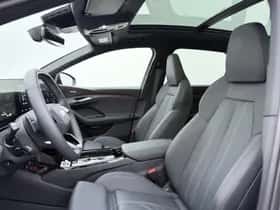 Audi Q6 e-tron (2025) thumbnail 4