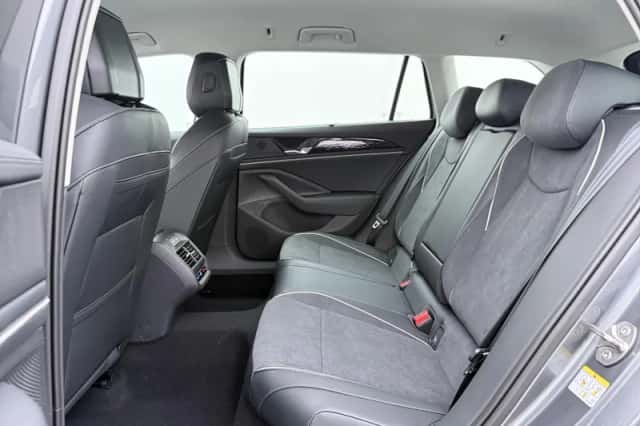 Volkswagen Passat (2026) thumbnail 12