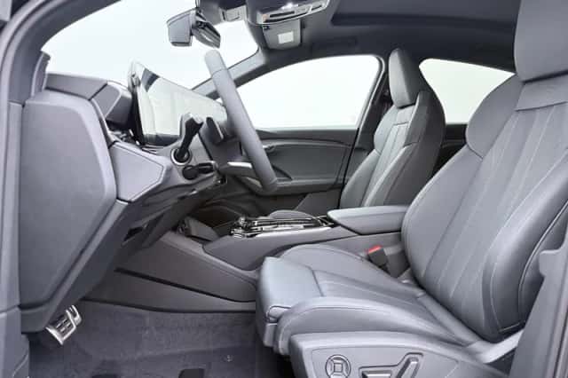 Audi Q6 (2026) thumbnail 3