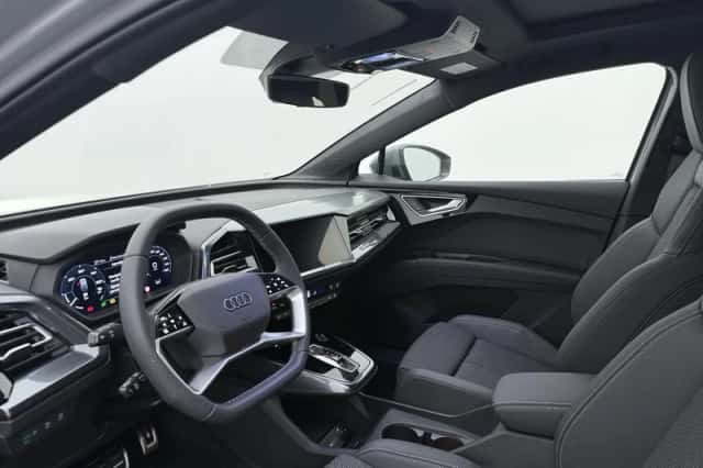 Audi Q4 e-tron (2026) thumbnail 2