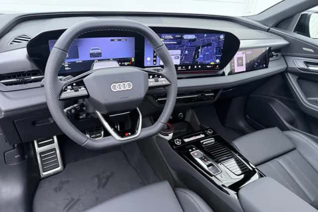 Audi Q6 e-tron (2026) thumbnail 2