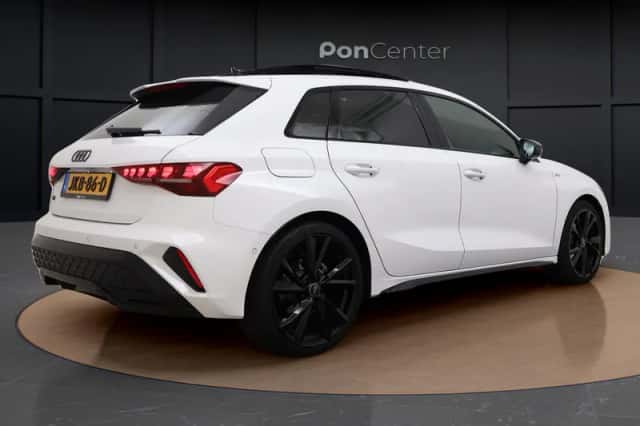 Audi A3 (2025) thumbnail 5