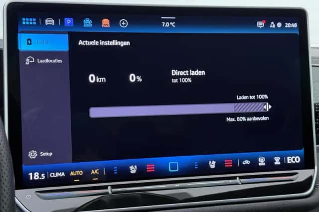 Volkswagen Passat (2024) thumbnail 12