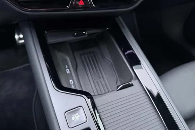 Volkswagen Passat (2024) thumbnail 14