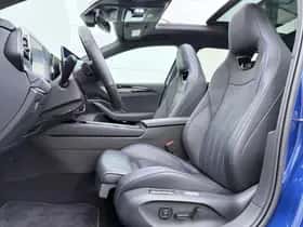 Volkswagen Passat (2024) thumbnail 4