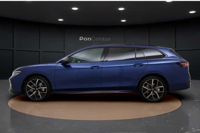 Volkswagen Passat (2024) thumbnail 6