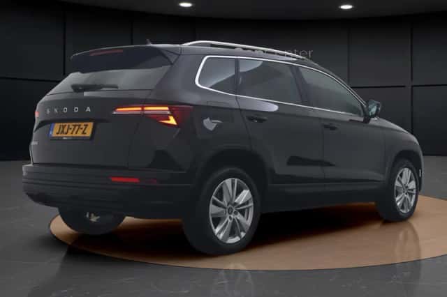 Škoda Karoq (2025) thumbnail 5