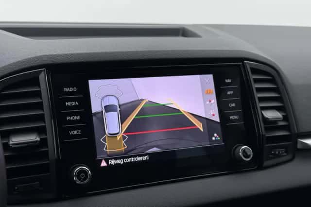 Škoda Karoq (2025) thumbnail 9