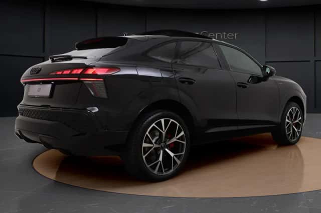 Audi Q3 (2026) thumbnail 4