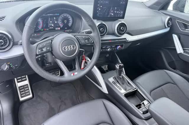 Audi Q2 (2025) thumbnail 3