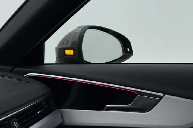 Audi A4 (2024) thumbnail 15