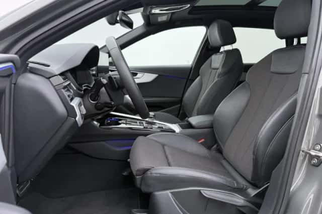 Audi A4 (2024) thumbnail 5