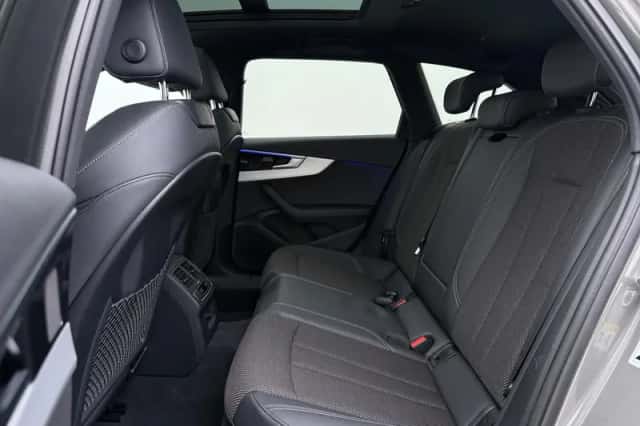 Audi A4 (2024) thumbnail 7