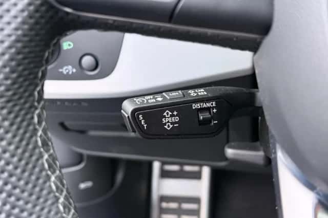Audi A4 (2024) thumbnail 9