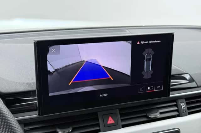 Audi A4 (2024) thumbnail 10